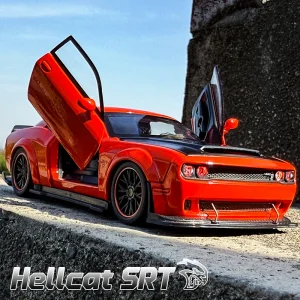 New 1:32 Challenger SRT Hellcat 2024 Alloy Car Model Sound and Light Pull Back Children’s Toy Collectibles Birthday gift