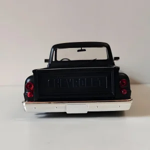 JADA 1:24 C10 Stepside 1969 Alloy Car Diecasts & Toy Vehicles Car Model Miniature Scale Model Car For Children