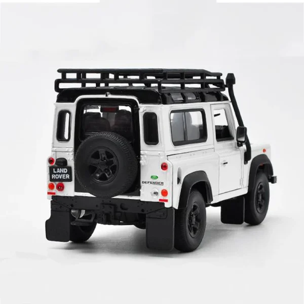 WELLY 1:24 Land Rover Defender 90 Alloy Car Diecasts & Toy Vehicles Car Model Miniature Scale Model Car Toys For Children - Image 4